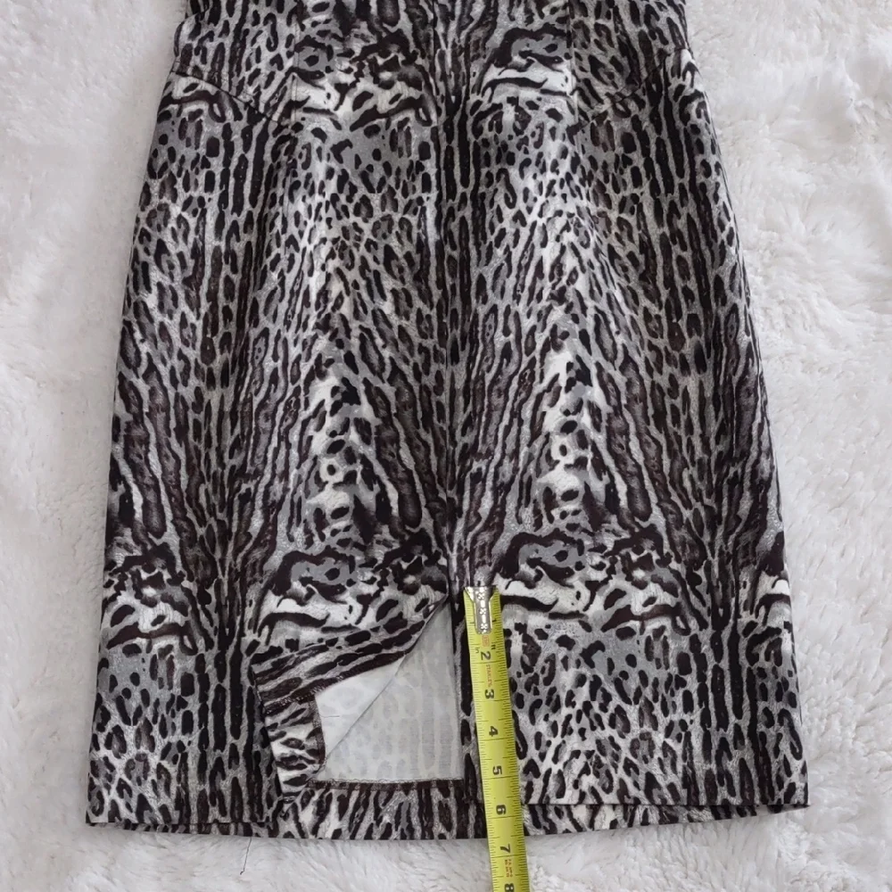 DONNAKARAN New York Leopard Print Sleeveless Dress - Picture 14 of 14